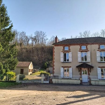 La Pacaudière Au Pays D'Angeline酒店 外观 照片